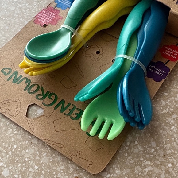 Green Sprouts Reusable Flatware Set - Picture 4 of 4